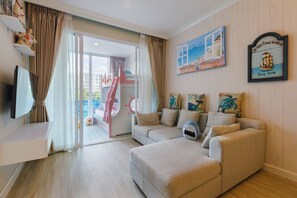 2-Bedroom Apartment | Living room