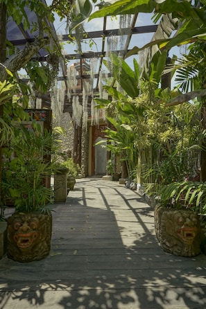 Property grounds - Menzel Ubud (Ubud)