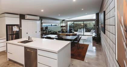 Contemporary Townhouse in New Plymouth