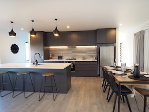 Fridge, microwave, oven, dishwasher