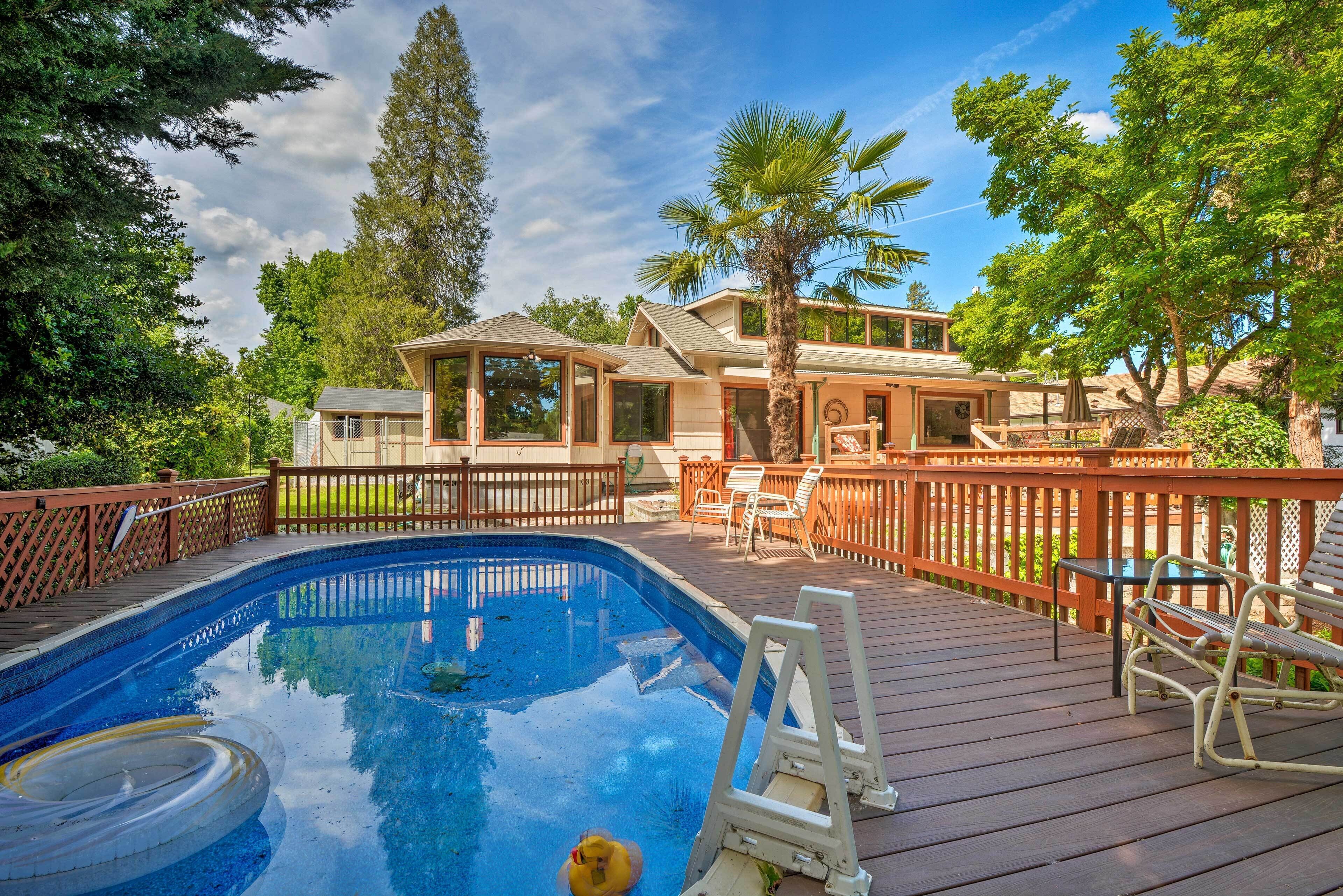 spacious home near lavender farms