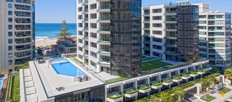 Trendy and Modern Luxury Mount Maunganui Apartment