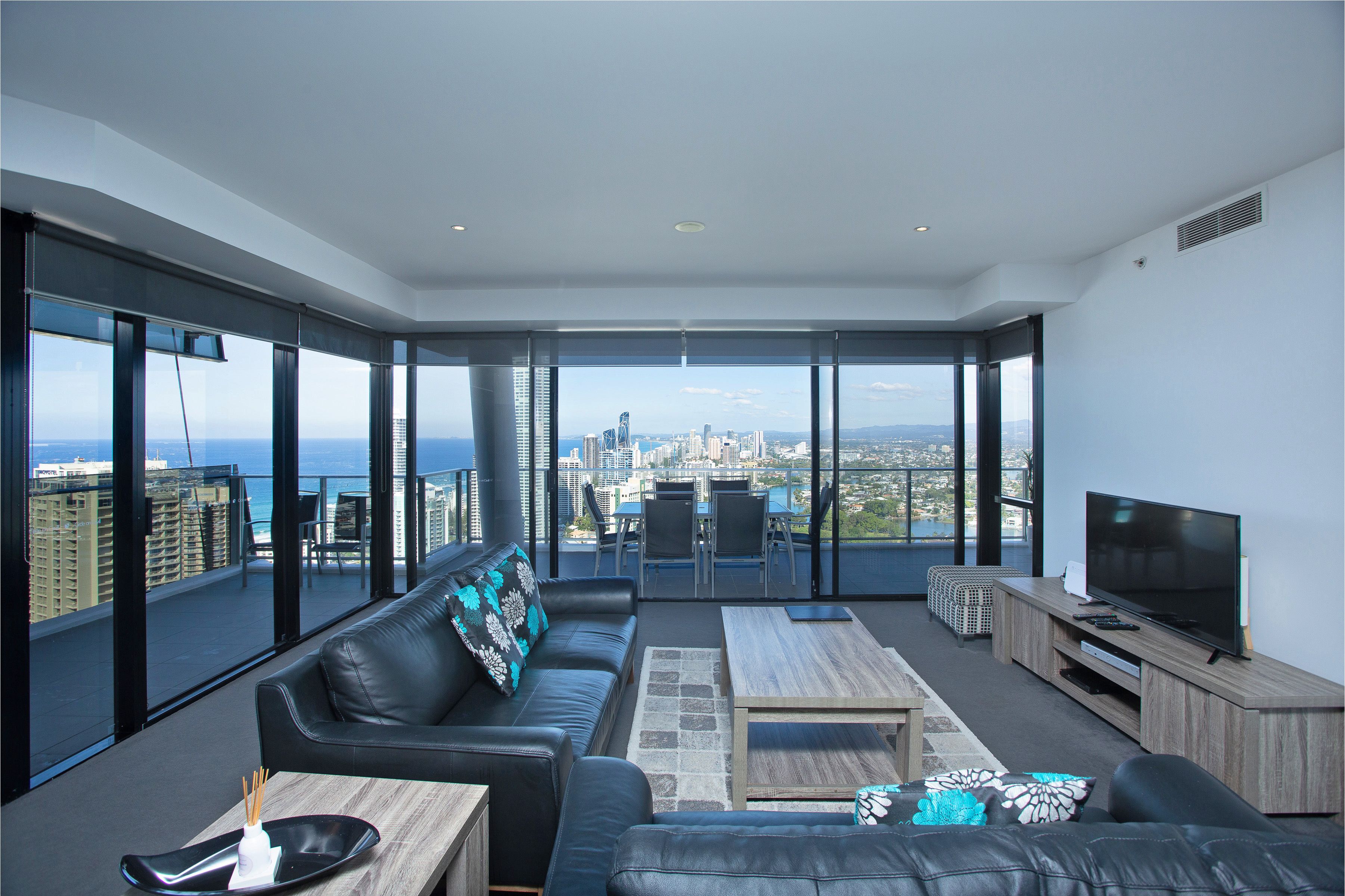 Circle on Cavill - Private Apartments — image 8
