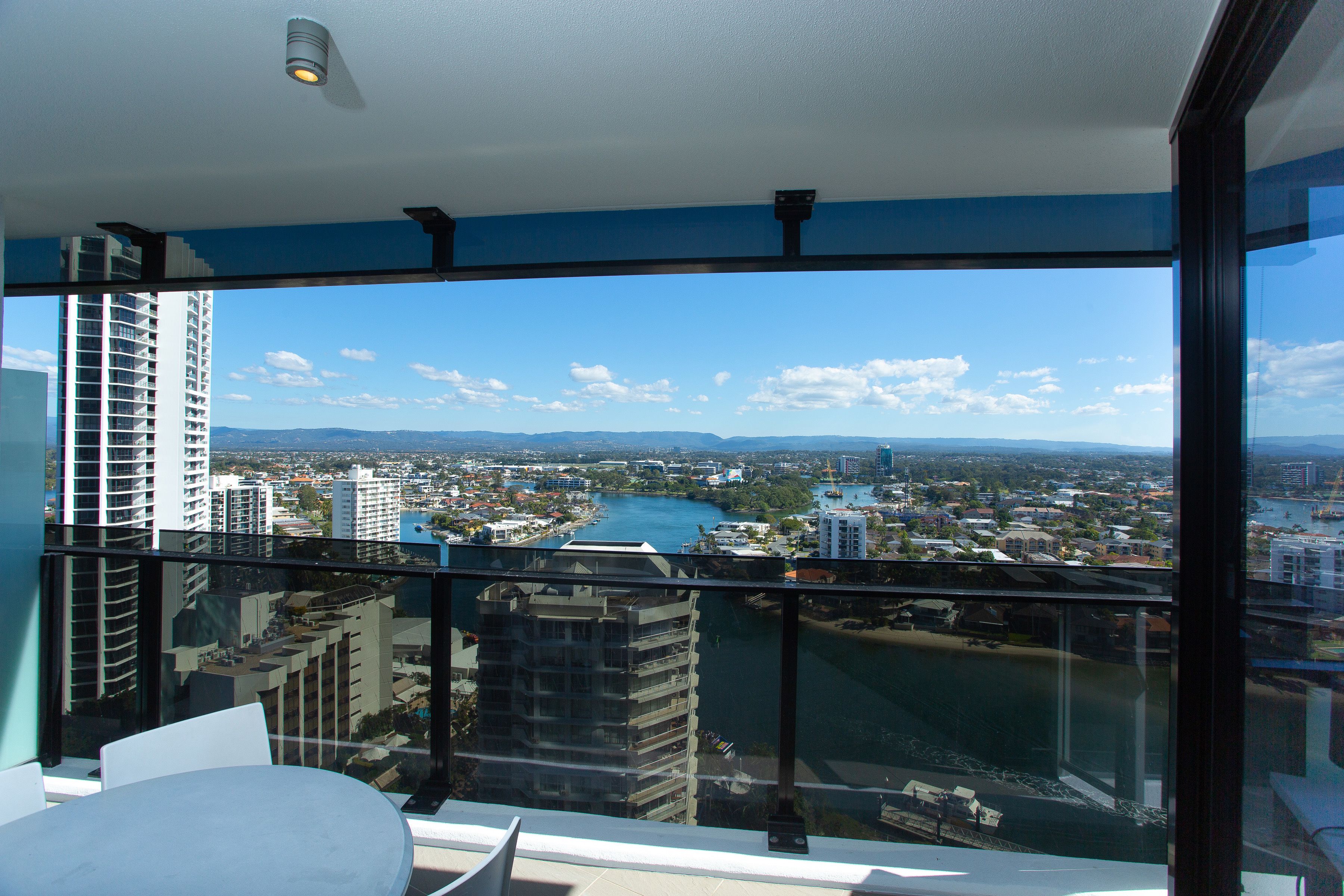 Circle on Cavill - Private Apartments — image 21