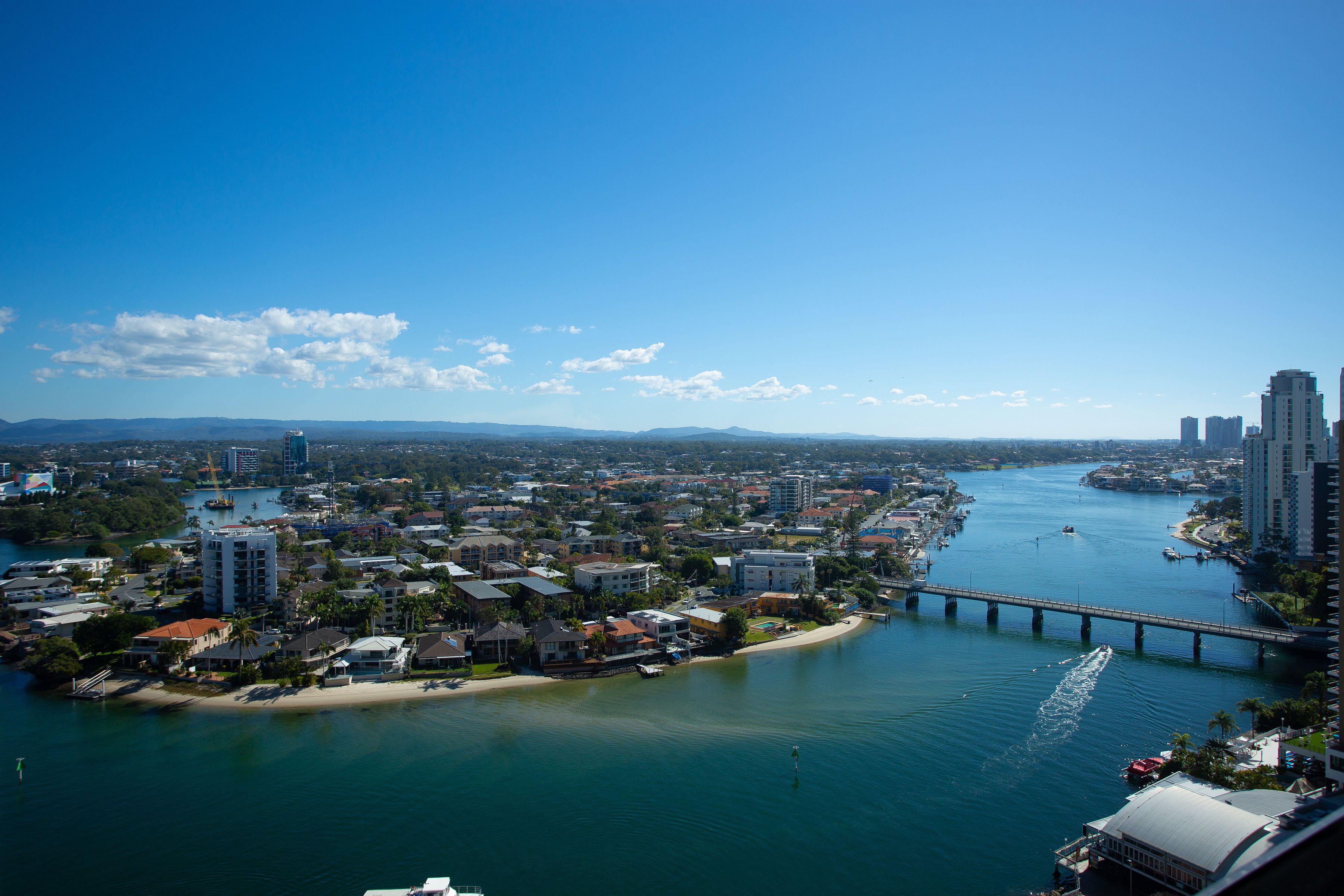Circle on Cavill - Private Apartments — image 24