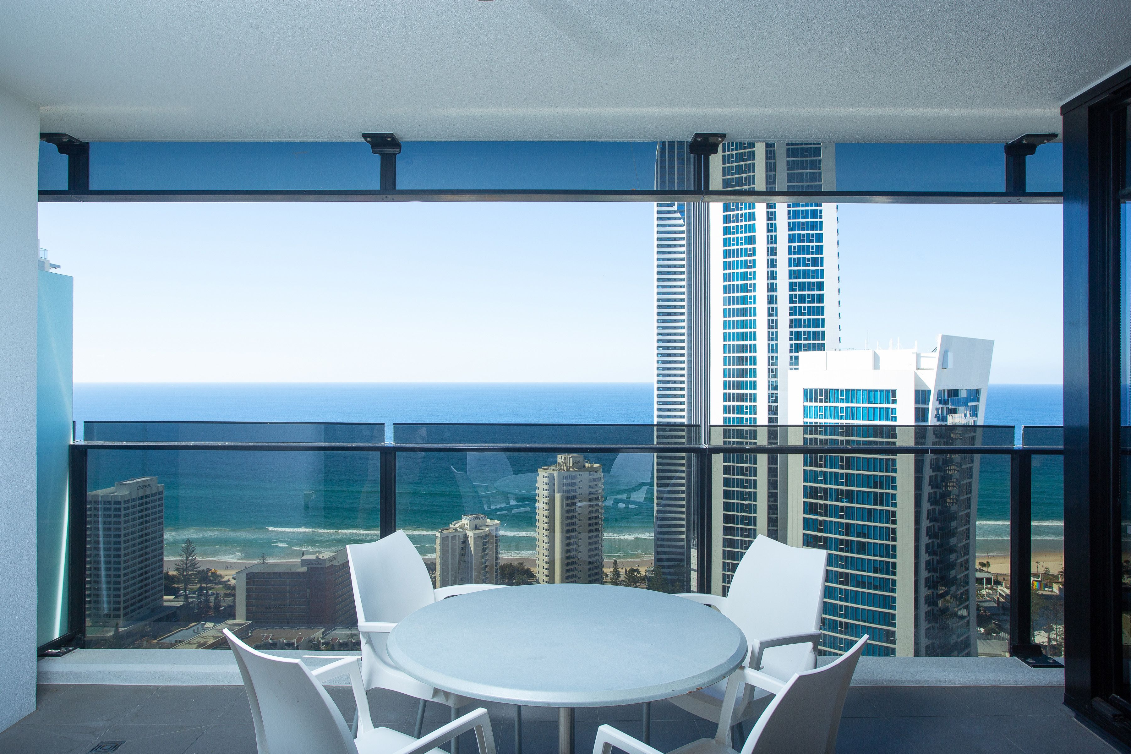 Circle on Cavill - Private Apartments — image 4