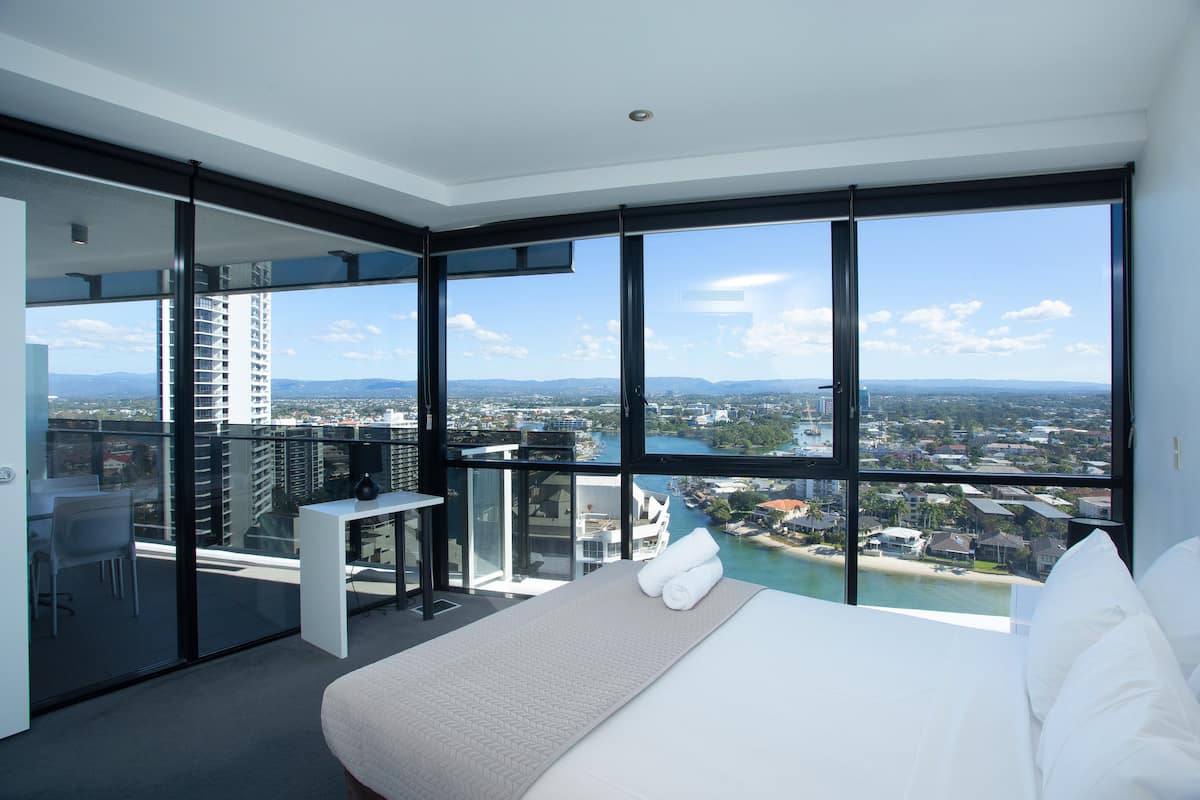 Superior Apartment, 2 Bedrooms, River View