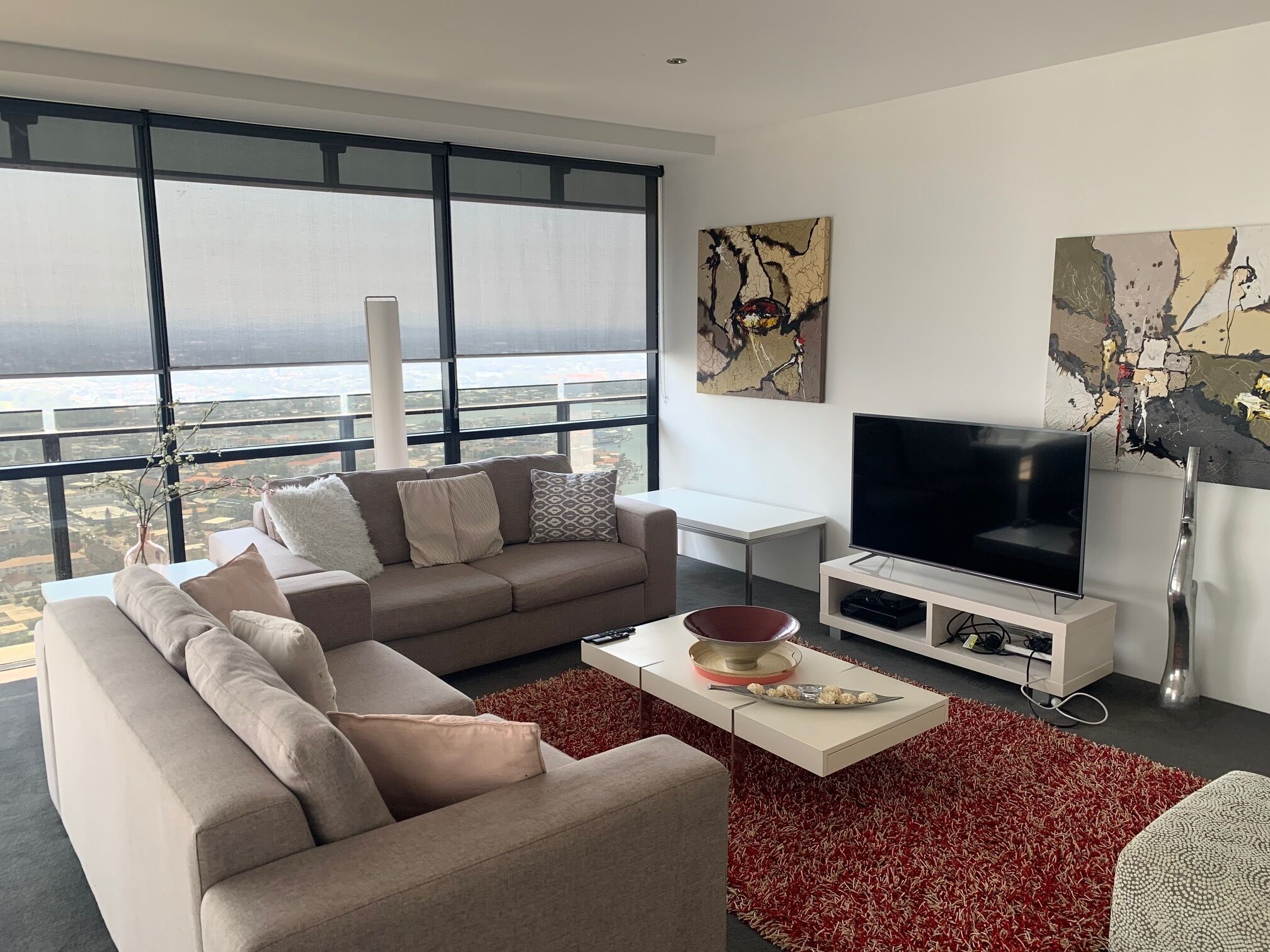 Circle on Cavill - Private Apartments — image 9