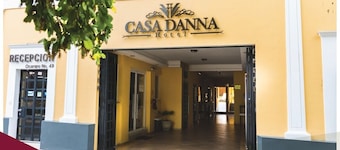 HOTEL CASA DANNA-CENTRO COLIMA