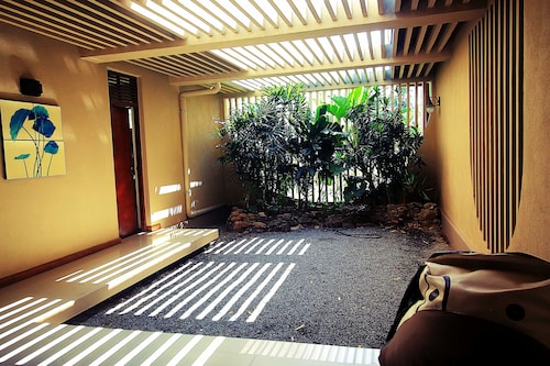 Lake Garden Villa - Kelaniya