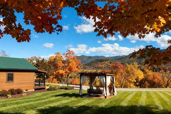 Hawksbill Retreat cabin #5