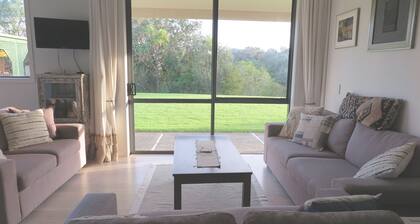 Peaceful, beautiful setting for this spacious, convenient and modern Lodge