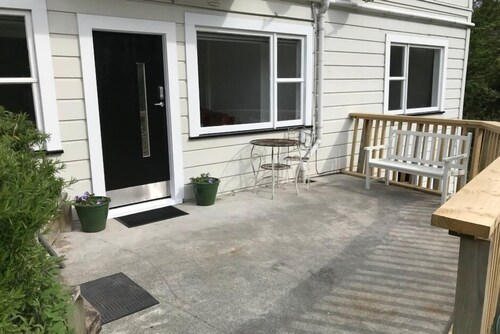 Fully renovated City Villa with 2 large bedrooms.