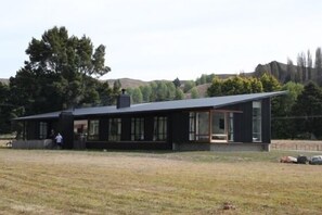 Exterior - Mahoe Lodge, Waipiata (Taumarunui)