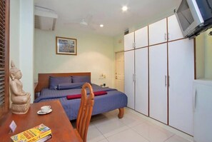 1 多间卧室、上网接入