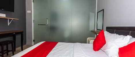 Standard Double Room | WiFi (free), bed sheets