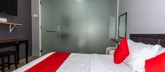OYO 1185 Ho Hotel