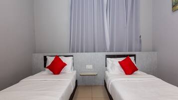 Free WiFi, bed sheets