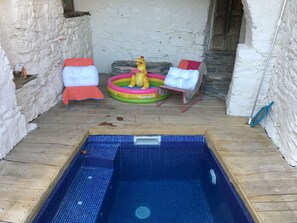 Seasonal outdoor pool - La Belle Endormie (Cabrerolles)