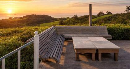 Crescent Villa - Palm Beach Views