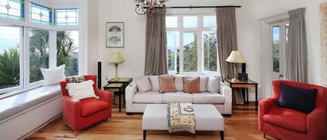 TV, fireplace, offices