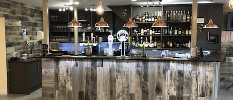 Bar (en la propiedad)