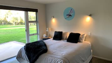 4 soverom, strykejern/-brett, wi-fi (inkludert) og sengetøy