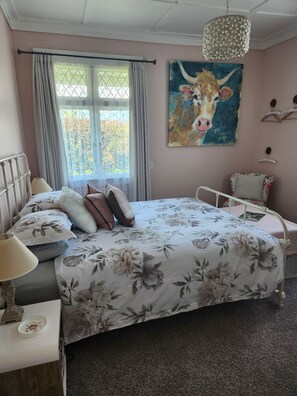 2 Schlafzimmer, WLAN, Bettwäsche, Rollstuhlgeeignet