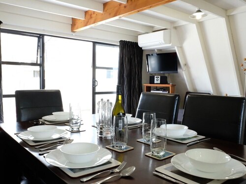 Central Ski Chalet - Ohakune Holiday Home