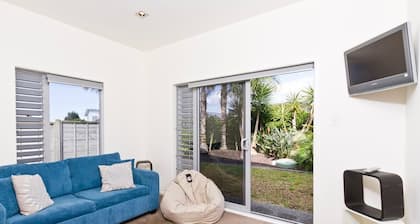 Ultimate Omaha - Omaha Holiday Home