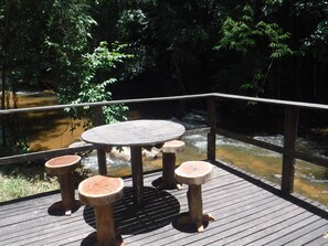Outdoor dining - A true ecological paradise. (Carolina)
