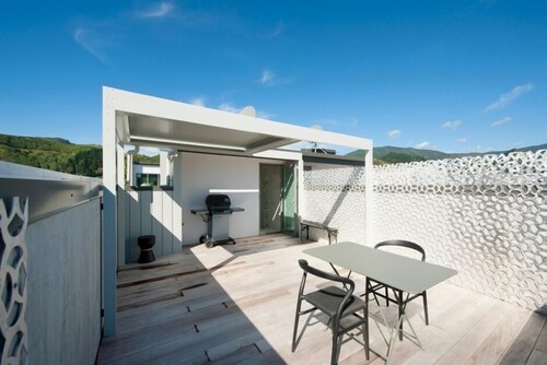 Nelson CBD apartment - Terrace House in the City