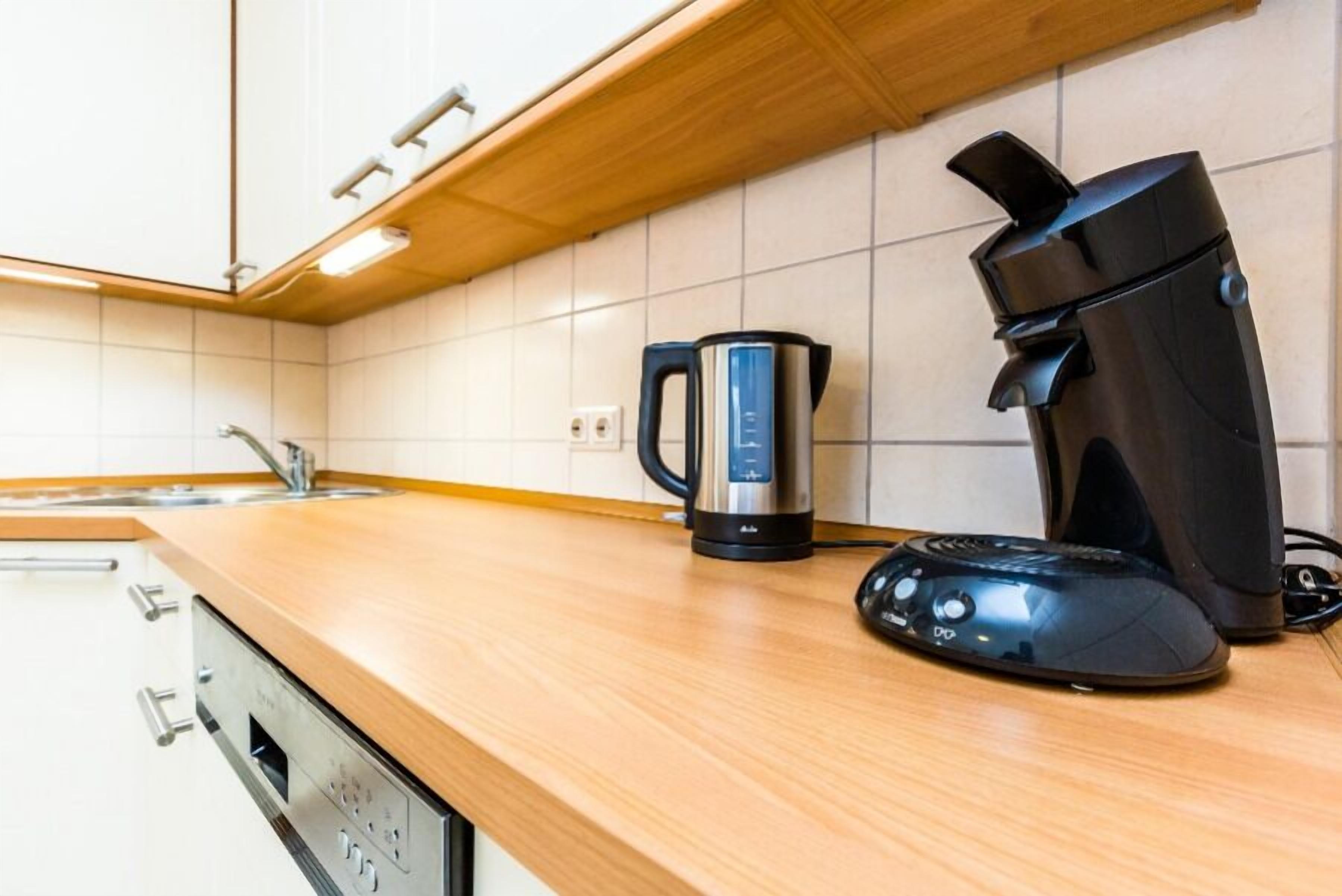 Apartment Overath2 (Cleaning Fee EUR 100) | Private kitchen | Fridge, microwave, oven, stovetop