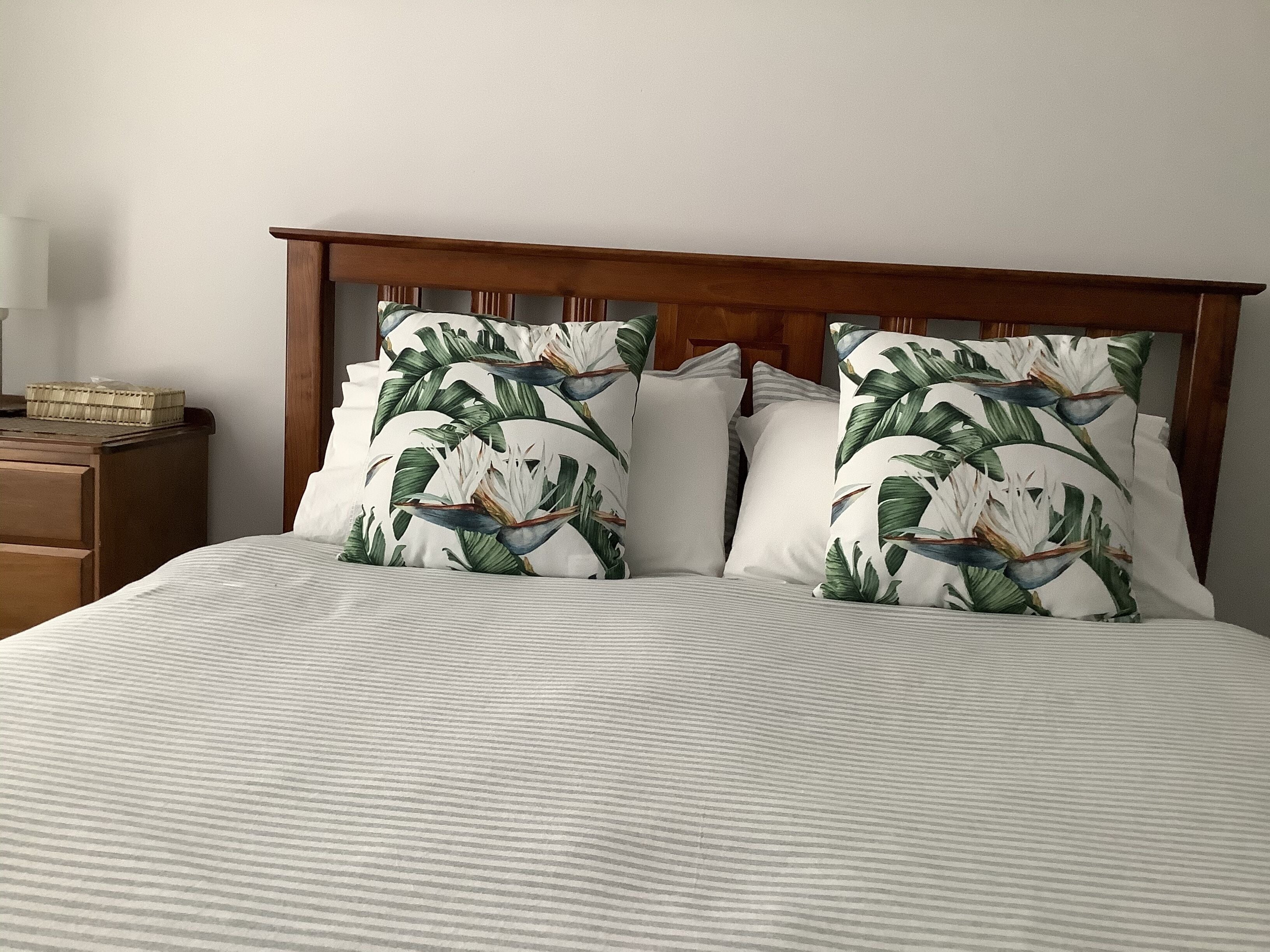 2 bedrooms, iron/ironing board, WiFi (free), bed sheets
