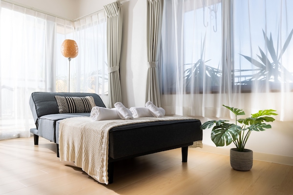 502, Only Small Dogs Are Allowed | Living area | Flat-screen TV