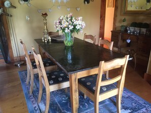 Dining - Borders Retreat, Cosy Character Cottage Greytown (Greytown)