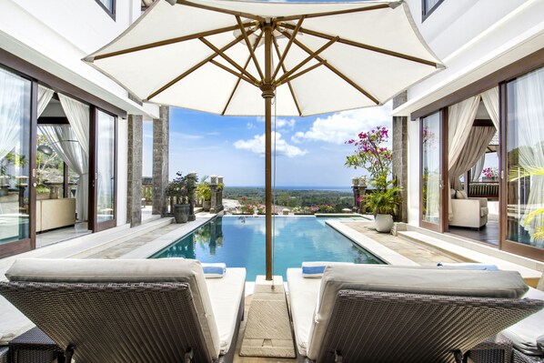 Luxury Villa, 4 Bedrooms | Private pool