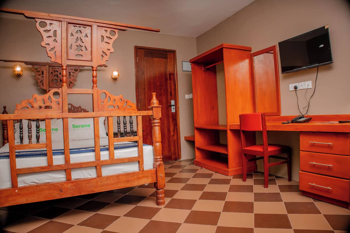 1 bedroom, premium bedding, individually decorated