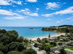 Beach - Island View - Walk to Palm Beach (Palm Beach)