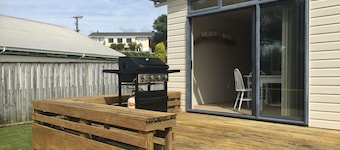 Relax Waihi Beach Style.