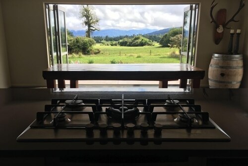 Franz Josef Villa, Stunning Mountain/Lake Views