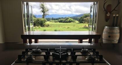 Franz Josef Villa, Stunning Mountain/Lake Views