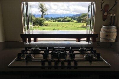 Franz Josef Villa, Stunning Mountain/Lake Views