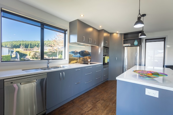 Frigorífic, microones, forn i placa de cuina