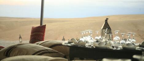 Breakfast, lunch and dinner served