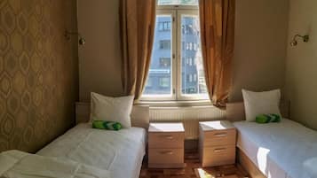 Twin Room | Blackout curtains, iron/ironing board, free WiFi, bed sheets