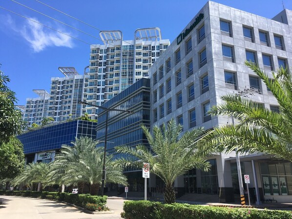 Exterior - Monthly / Weekly Residence (Lapu-Lapu)