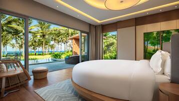 Presidential Villa, Beachfront (Pool) | Hypo-allergenic bedding, in-room safe, individually decorated