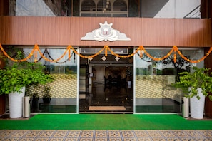 Property entrance - Hotel Laxmi Empire (Margao)