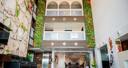 Hotel Laxmi Empire